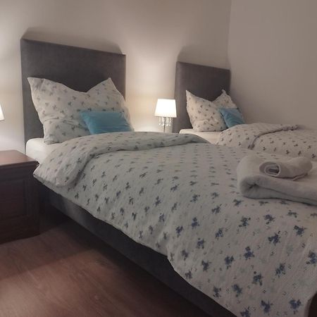 Flynnhouse Hotel Aš Eksteriør billede